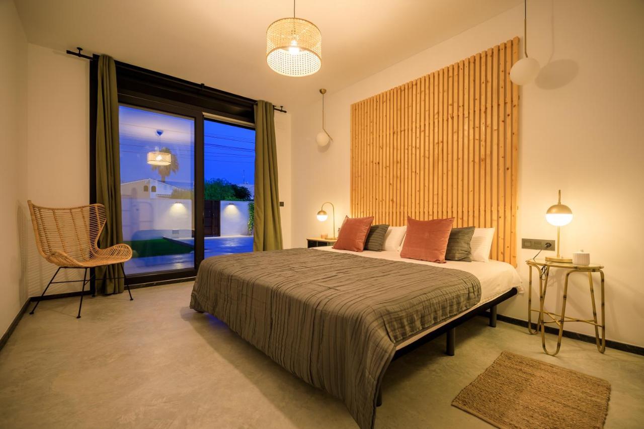 Villa Mi Luna Торевиеха Екстериор снимка